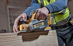 DeWalt 18V Li XR Cordless Brushless Planer (Skin Only) DCP580N-XE